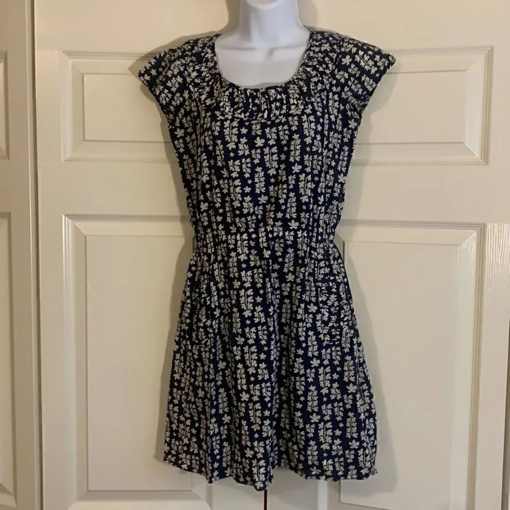 OLD NAVY, mini dress, sleeveless, scoop neck, lined XS, cotton